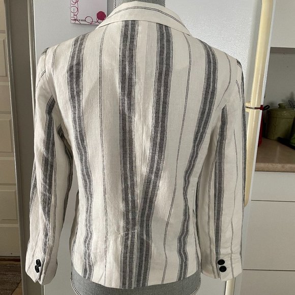 LOFT Linen Cotton Blend Blazer - Picture 3 of 7